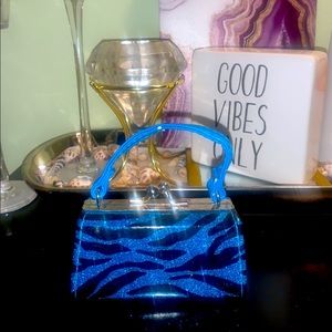 💙Blue Shimmer Zebra Purse🖤